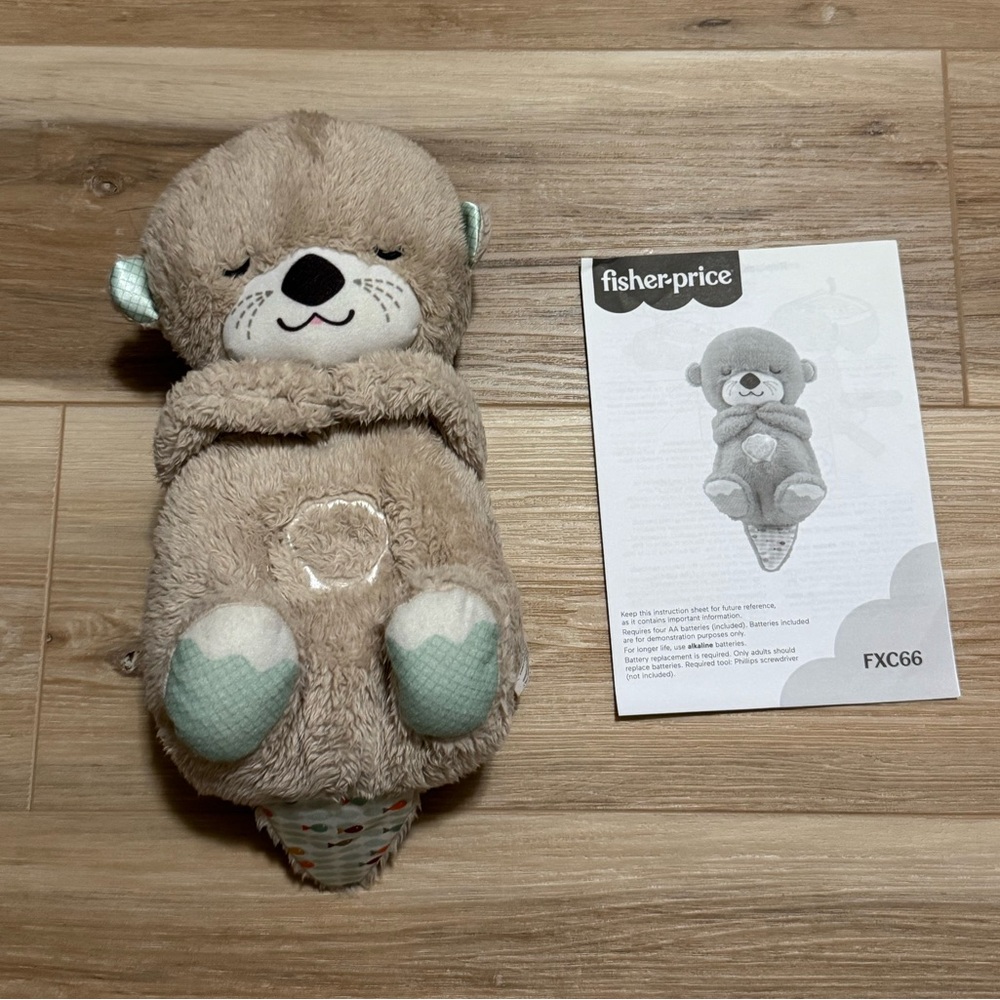 Fisher-Price Baby Toy Soothe 'n Snuggle Otter Plush Sound Machine